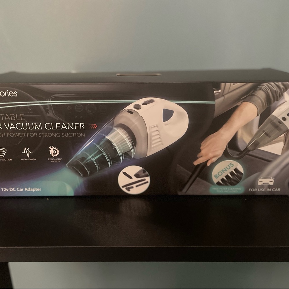 Portable vacuum
